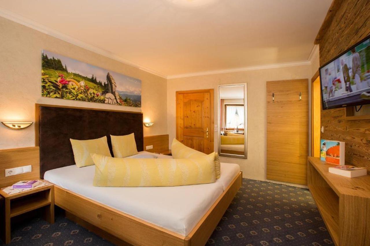 Hotel Jaegerhof เคาเนอร์ทาล ภายนอก รูปภาพ