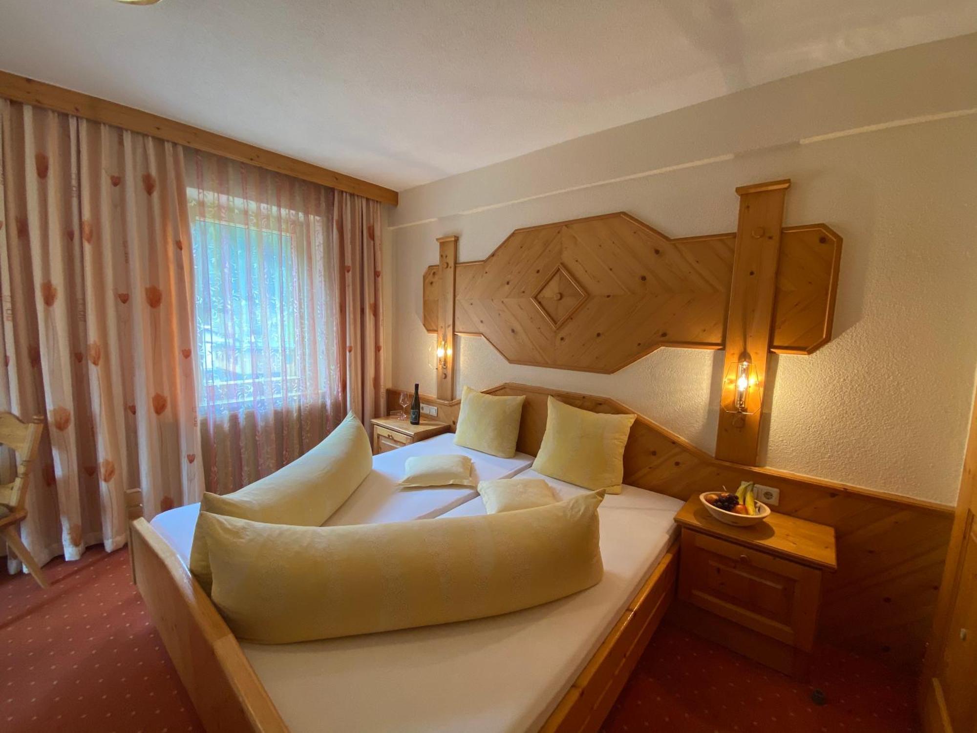 Hotel Jaegerhof เคาเนอร์ทาล ภายนอก รูปภาพ